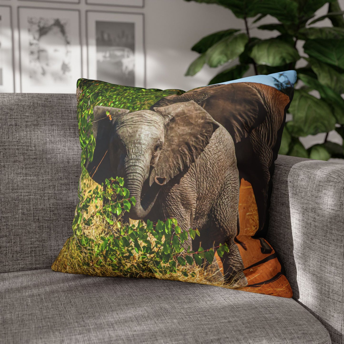 Poly Canvas Pillowcase - Young Elephant