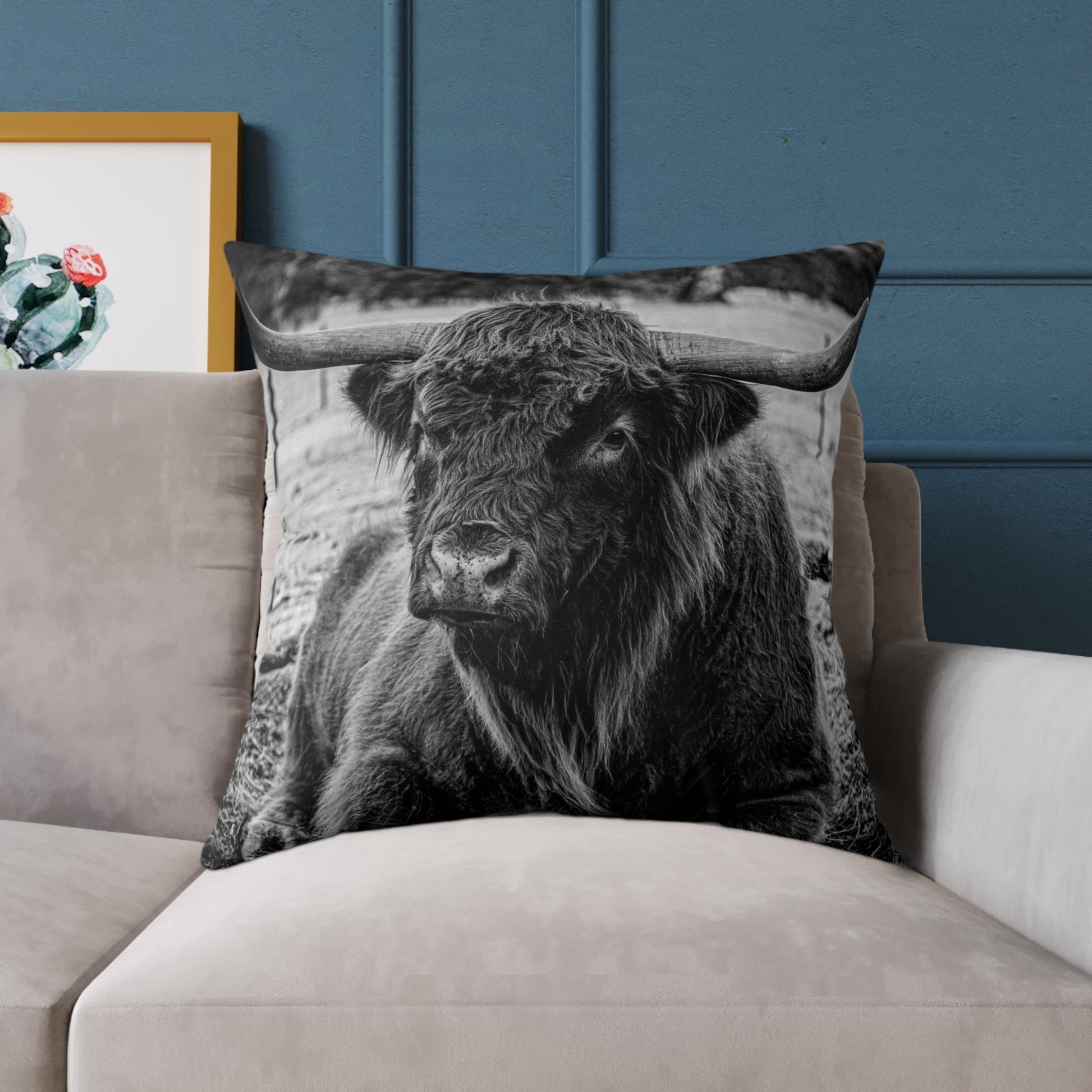 Highland Cattle Pillow B&W