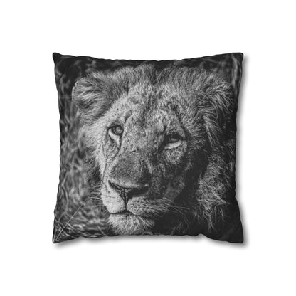 Poly Canvas Pillowcase - Old Lion B&W 16" × 16"