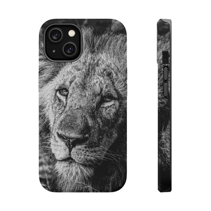 Magsafe® Compatible Tough Cases - Old Lion B&W iPhone 14 Matte