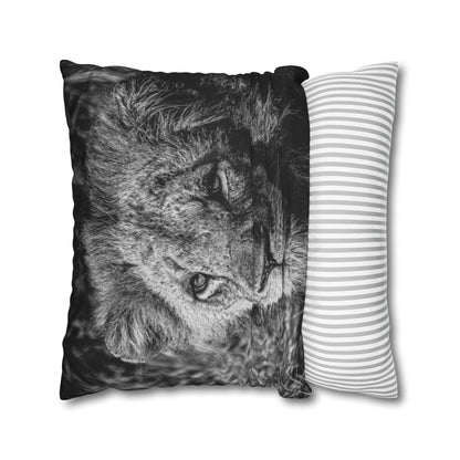 Poly Canvas Pillowcase - Old Lion B&W