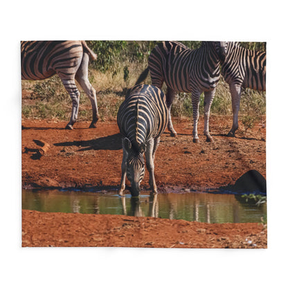 Arctic Fleece Blanket - Zebra Drinking