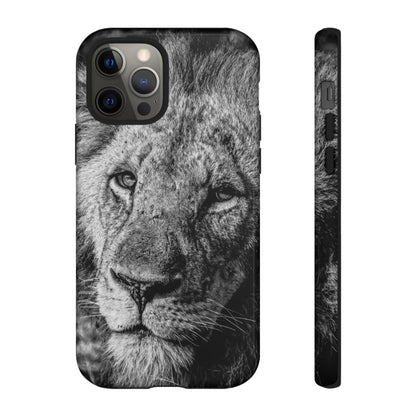 Tough Case - Old Lion B&W iPhone 12 Pro Glossy