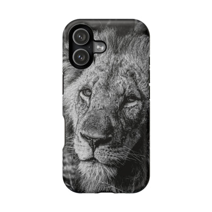 Magsafe® Compatible Tough Cases - Old Lion B&W iPhone 17 Matte