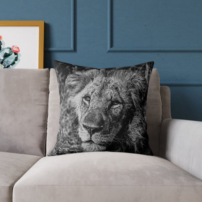 Old Lion Pillow B&W