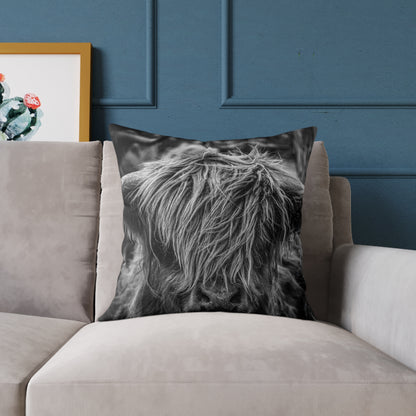 Highland Cattle Pillow B&W