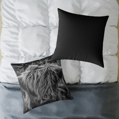 Highland Cattle Pillow B&W